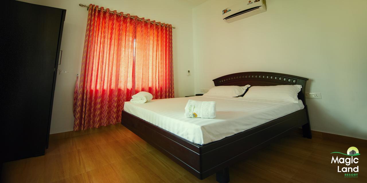 Magic Land Resorts Athirapally Irinjalakuda Zewnętrze zdjęcie